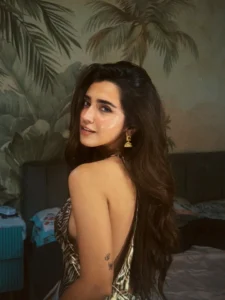 Roshni Walia 